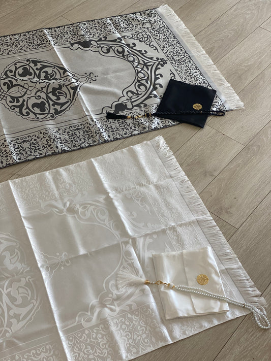 Prayer mat set